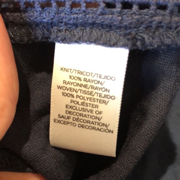 Ann Taylor Loft navy blue tank top with lace detailing around shoulder M - Picture 8 of 8